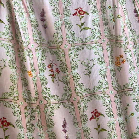 Pink floral drop waist dress with flutter sleeves and pockets. Size 1X EUC - Picture 5 of 9